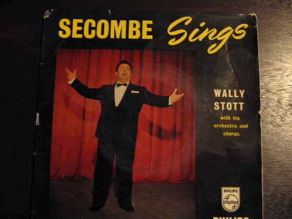 Harry Secombe - Secombe Sings Vol 1 - Used Vinyl Record 7" image 1