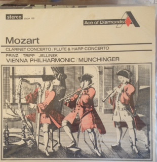 Wiener Philharmonike - Mozart's Clarinet Concerto / Flute And Harp Conce image 1