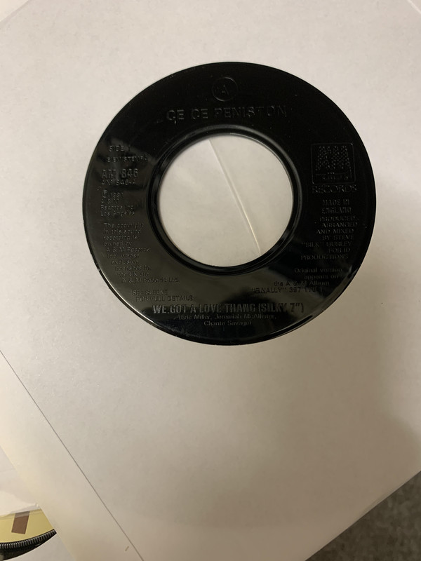 Ce Ce Peniston - We Got A Love Thang - Used Vinyl Record 7" image 1