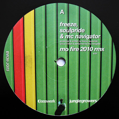 Freeze - Mo Fire (2010 Rmx) / Two Sounds - Vinyl Record 12" image 1