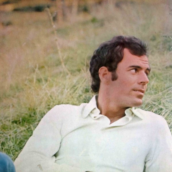 Julio Iglesias - Por una mujer - Used Vinyl Record image 1
