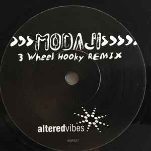 Modaji - 3 Wheel Hooky (Remix) - Vinyl Record 7" image 1