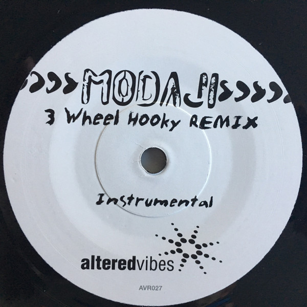 Modaji - 3 Wheel Hooky (Remix) - Vinyl Record 7" image 2