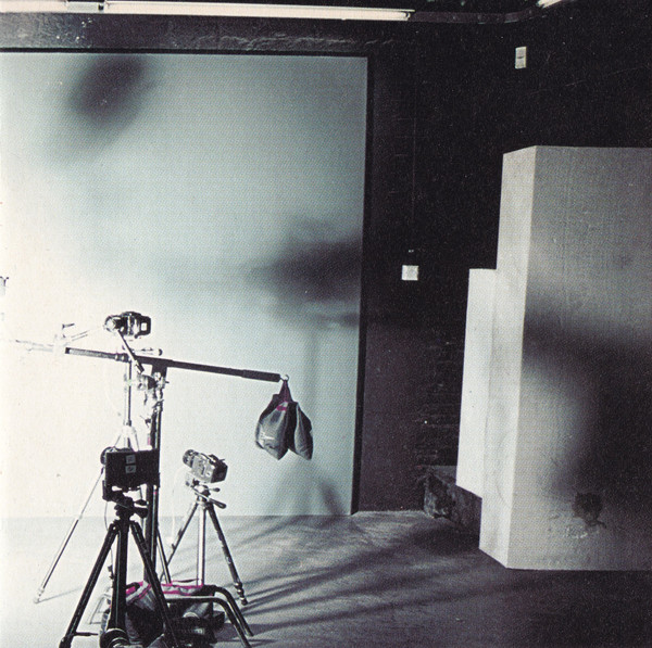 Massive Attack - 100th Window - CD image 14