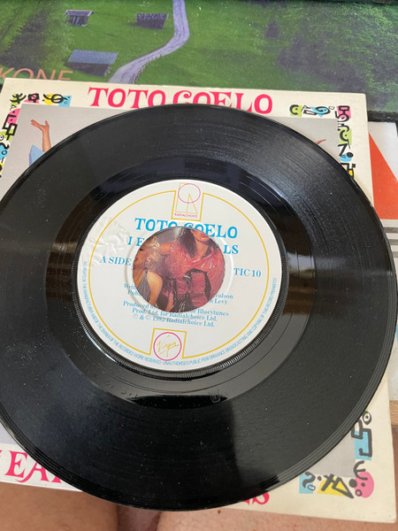 Toto Coelo - I Eat Cannibals - Used Vinyl Record 7" image 3