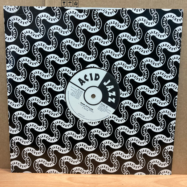 Raw Stylus - Use Me - Used Vinyl Record 12" image 2