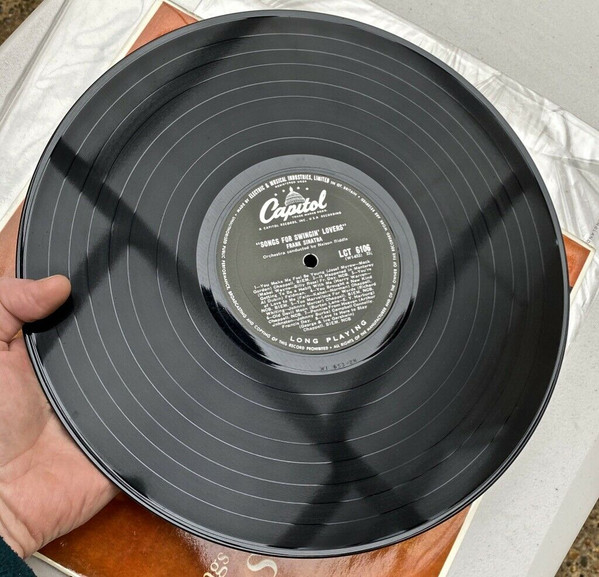 Frank Sinatra - Songs For Swingin' Lovers - Used Vinyl Record image 4