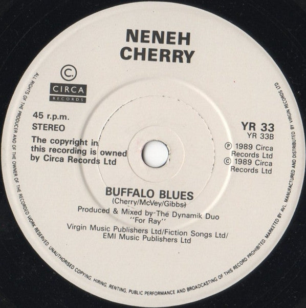 Neneh Cherry - Kisses On The Wind - Used Vinyl Record 7" image 4