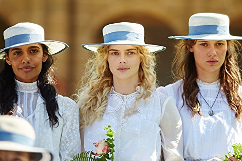 Picnic at Hanging Rock - DVD image 3