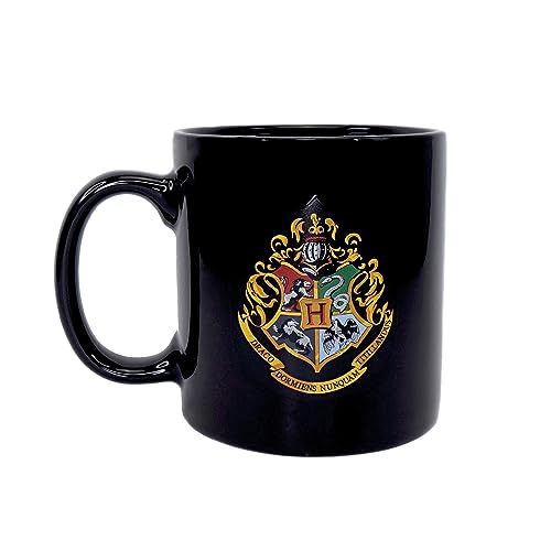 Harry Potter - Uniform Hufflepuff Heat Changing Mug - Non-book item image 3