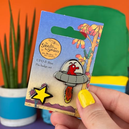UFO & Star Pin Badge Set - Non-book item image 3