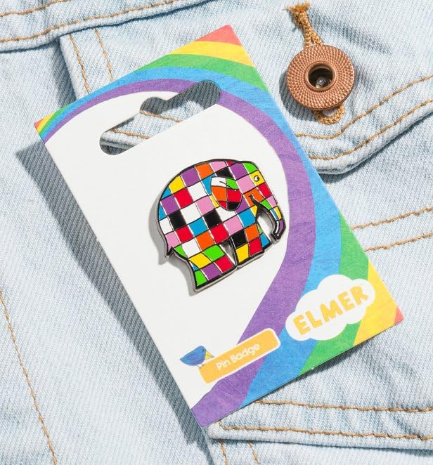 Elmer Walking Right Pin Badge - Non-book item image 2