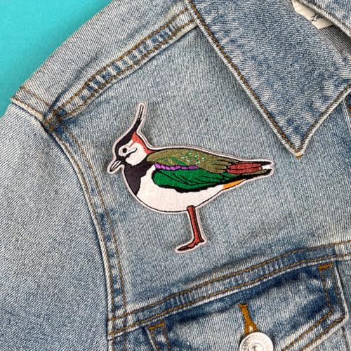 Lapwing Sew On Patch - Non-book item image 2