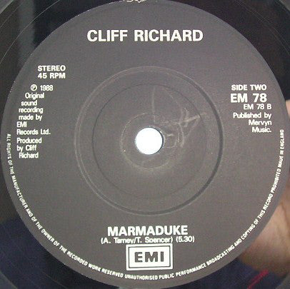 Cliff Richard - Mistletoe & Wine - Used Vinyl Record 7" image 4