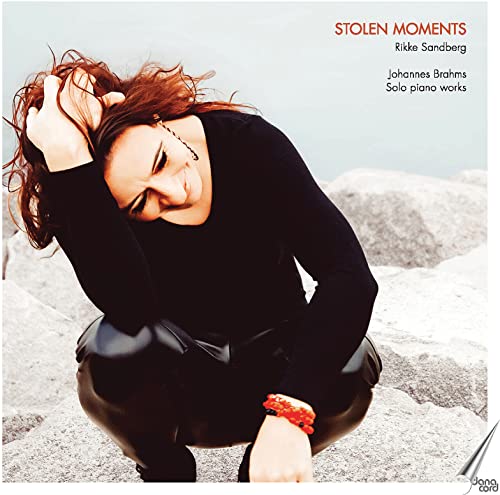 Johannes Brahms - Rikke Sandberg: Stolen Moments - CD image 1