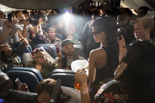 RIHANNA - PAL 0 - 777 TOUR...7COUNTRIES7 - DVD image 5