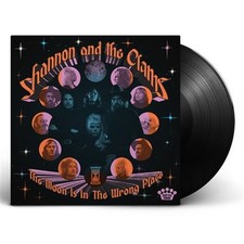 Shannon & The Clams - Moon Is In The Wrong Place - Standard Black Viny image 1