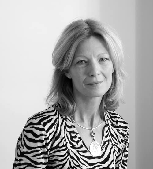 Sarah Fraser - Last Highlander : Scotland'S Most Notorious Clan Ch image 2