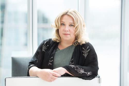 Gail Honeyman - Eleanor Oliphant is Completely Fine - Paperback image 2