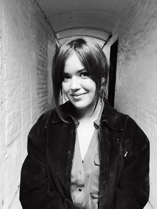 Charly Cox - She Must Be Mad - Paperback image 2