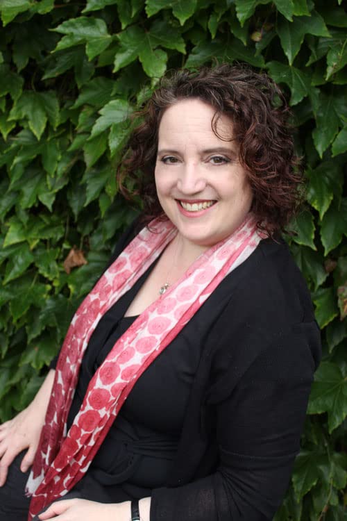 Fiona Lucas - Last Goodbye - Paperback image 2