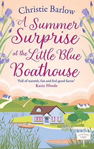 Christie Barlow - A Summer Surprise at the Little Blue Boathouse : Boo image 1