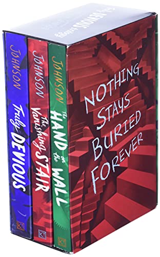 Maureen Johnson - Truly Devious 3-Book Box Set : Truly Devious, Vanish image 3