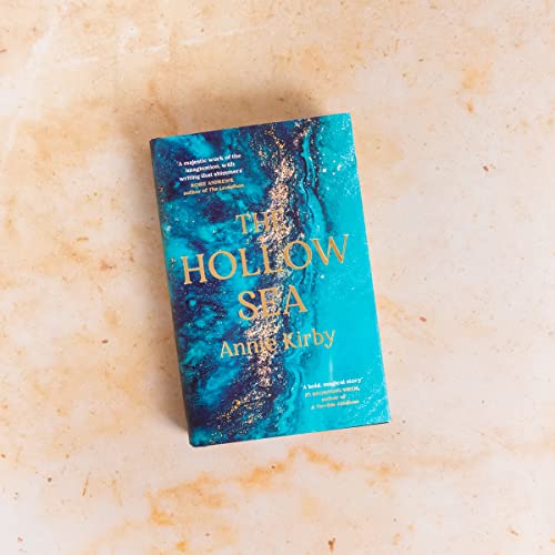 Annie Kirby - Hollow Sea : The unforgettable and mesmerising debut ins image 3
