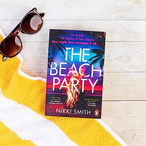 Nikki Smith - Beach Party : Escape to Mallorca with the hottest, twist image 2