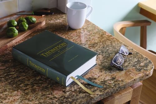 ESV, Thompson Chain-Reference Bible, Hardcover, Green, Red Letter - Ha image 2