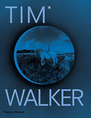 Tim Walker - : Shoot for the Moon - Hardback image 1