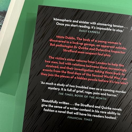John Banville - Lock-Up : A Strafford and Quirke Murder Mystery - Pape image 4
