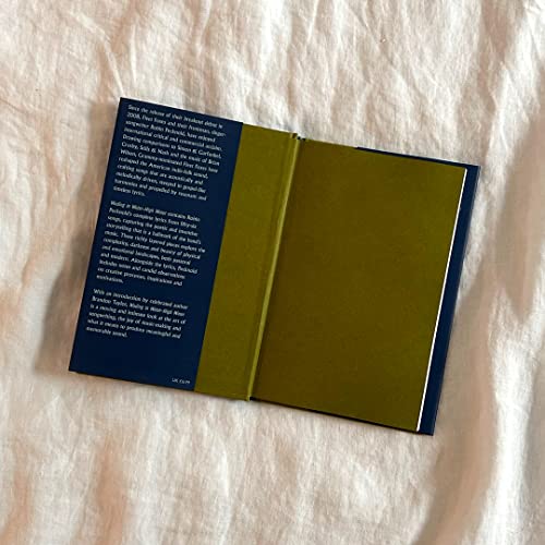 Fleet Foxes - Wading in Waist-High Water : The Lyrics of - Hardback image 3