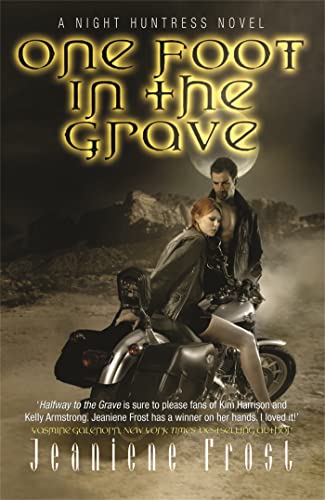 Jeaniene Frost - One Foot in the Grave : A Night Huntress Novel - Pape image 1