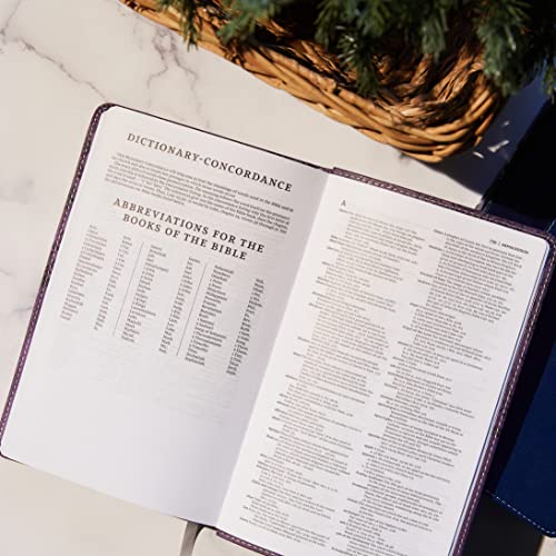 Thomas Nelson - NKJV, Deluxe Gift Bible, Leathersoft, Purple, Red Lett image 6