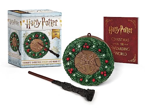 Donald Lemke - Harry Potter: Hogwarts Christmas Wreath and Wand Set : image 1