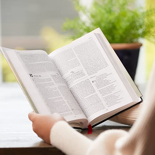 NKJV, MacArthur Daily Bible, 2nd Edition, Paperback, Comfort Print : A image 2