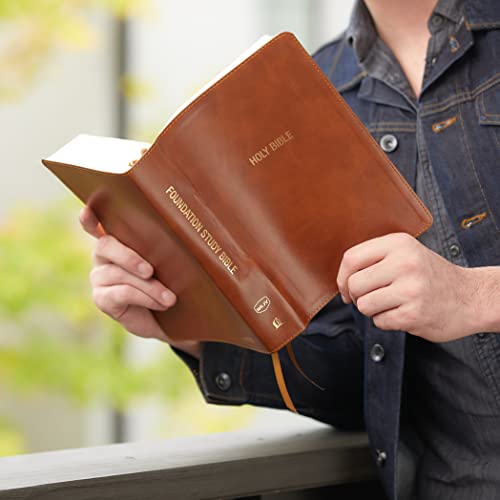 Thomas Nelson - NKJV, Foundation Study Bible, Large Print, Leathersoft image 5