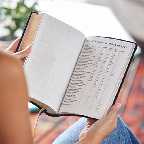 Thomas Nelson - KJV, Personal Size Large Print Reference Bible, Vintag image 7