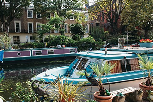 Susannah Conway - Londontown : A Photographic Tour of the City's D image 3