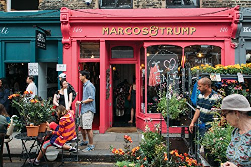 Susannah Conway - Londontown : A Photographic Tour of the City's D image 4