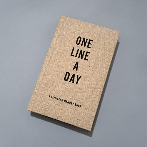 Chronicle Books - Canvas One Line a Day : A Five-Year Memory Journal - image 5