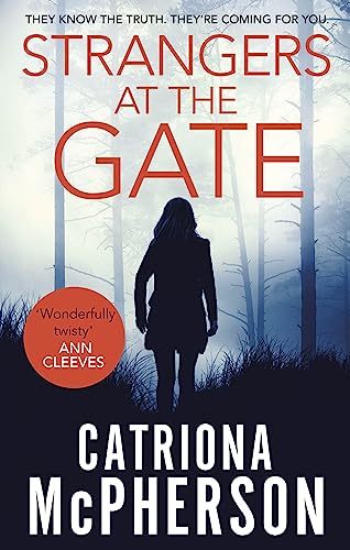 Catriona McPherson - Strangers at the Gate - Paperback image 1