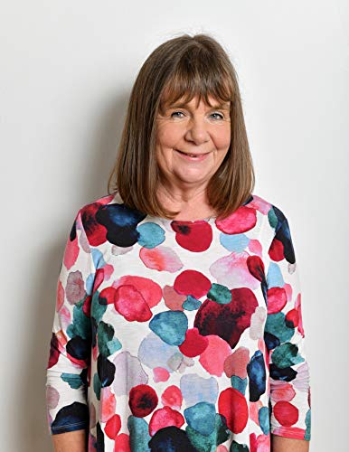 Julia Donaldson - Conjuror Cow - Hardback image 2