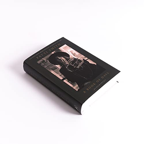 Ms Patti Smith - A Book of Days - Hardback image 3