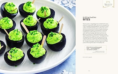 Jody Revenson - Harry Potter: Official Christmas Cookbook - Hardback image 2