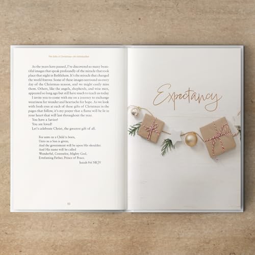Sheila Walsh - Gifts of Christmas - 25 Joy-Filled Devotions for Advent image 2