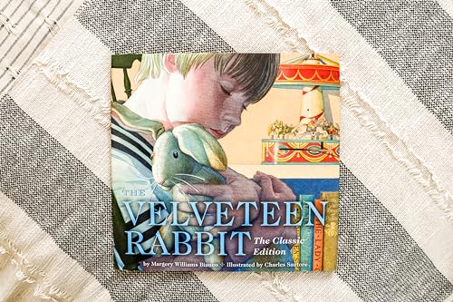 Margery Williams - Velveteen Rabbit Hardcover : The Classic Edition by image 6