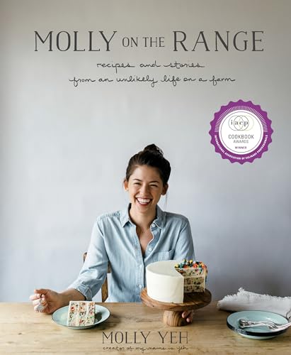 Molly Yeh - Molly on the Range : Recipes and Stories from An Unlikely image 1