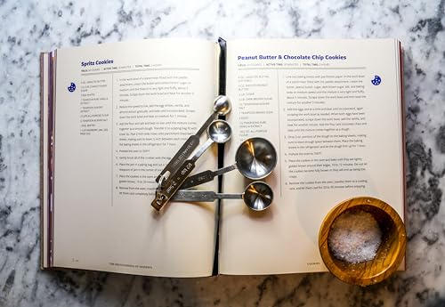 Coastal Kitchen - Encyclopedia of Desserts : 400 Internationally Inspi image 4